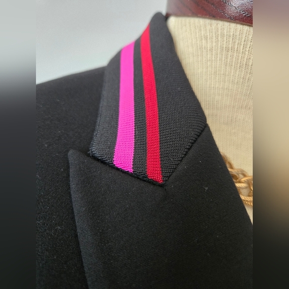 ANNE KLEIN black Classic Blazer With Pink And Red Steiped Collar. Size 10 - Picture 3 of 11